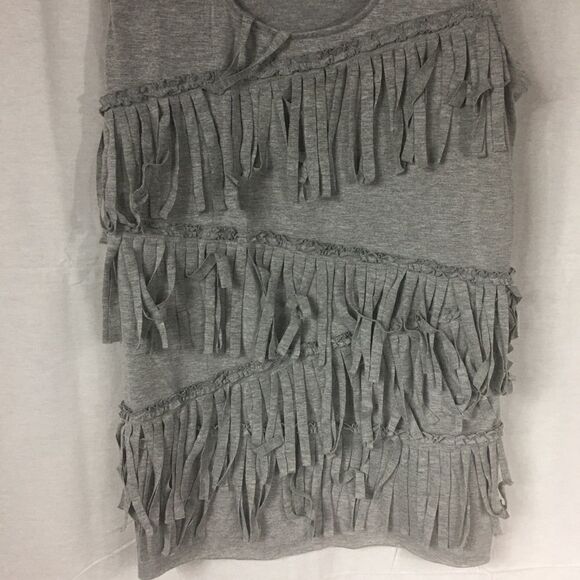 Rain X Large gray fringe ruffle tank top - Picture 2 of 5